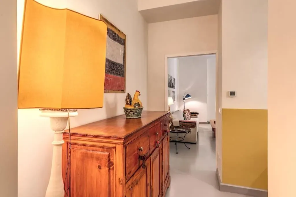 Via Provana San Giovanni 2 Bedroom Apartment Rome