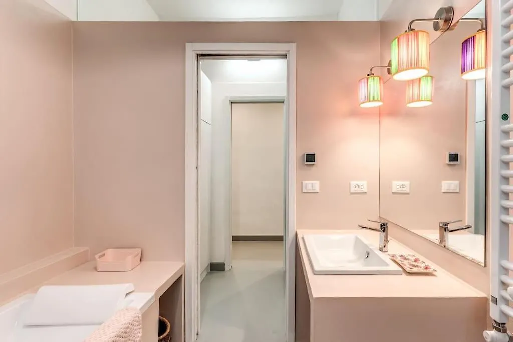 Via Provana San Giovanni 2 Bedroom Apartment Rome