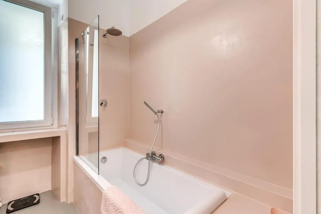 Via Provana San Giovanni 2 Bedroom Apartment Rome Italy