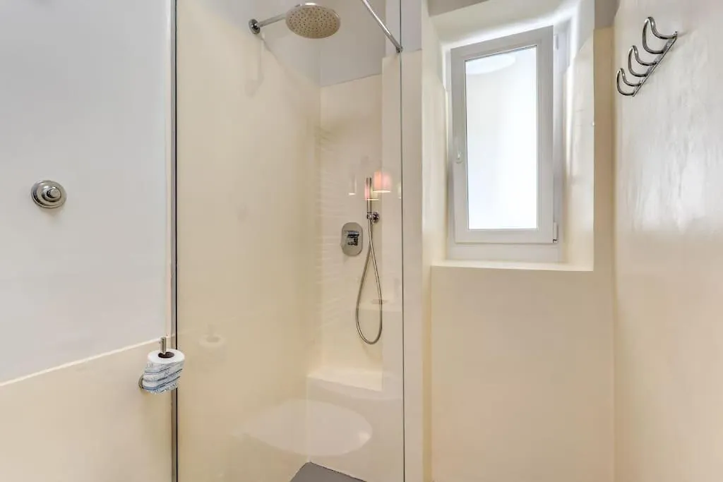 Via Provana San Giovanni 2 Bedroom Apartment Rome Italy