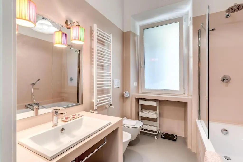 Via Provana San Giovanni 2 Bedroom Apartment Rome