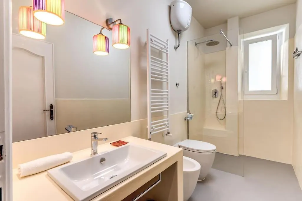 Via Provana San Giovanni 2 Bedroom Apartment Rome