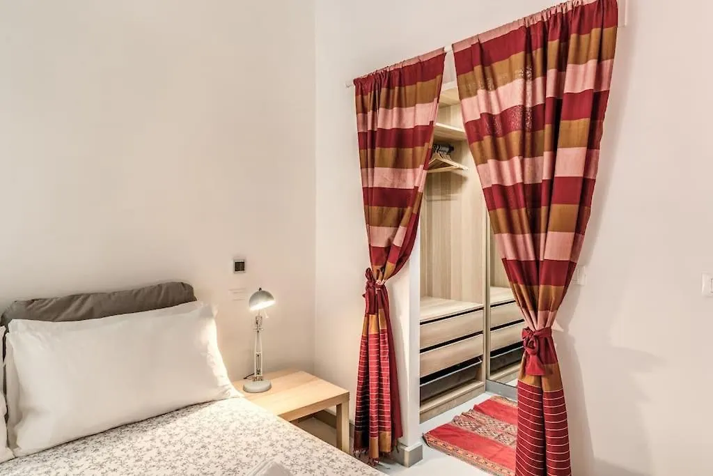 Via Provana San Giovanni 2 Bedroom Apartment Rome